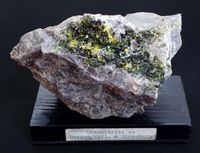 9438 Uranocircite ca 13x9x10 cm Streuberg Germany before 1991 (2)